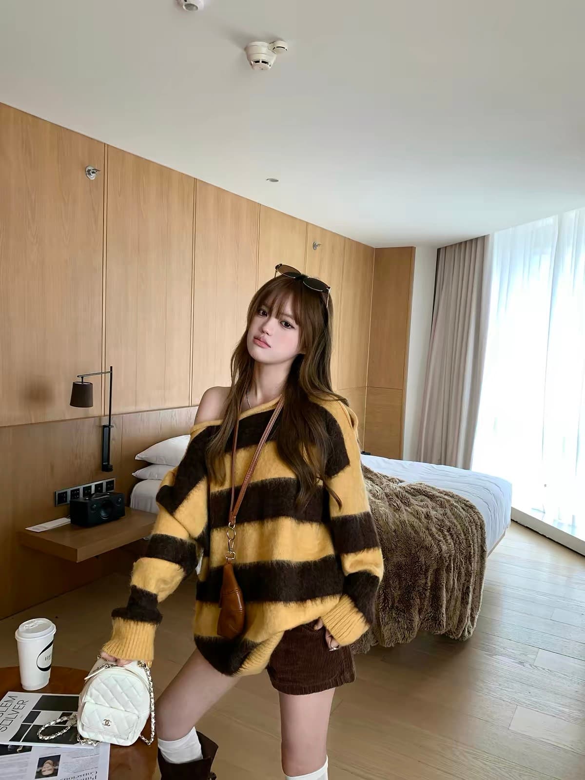 북쪽 따뜻한 양 한 부서 핑크색 새는 어깨 스트라이프 스웨터 여자 가을 겨울 루즈핏 풀오버 니트 맨위 이미지 2