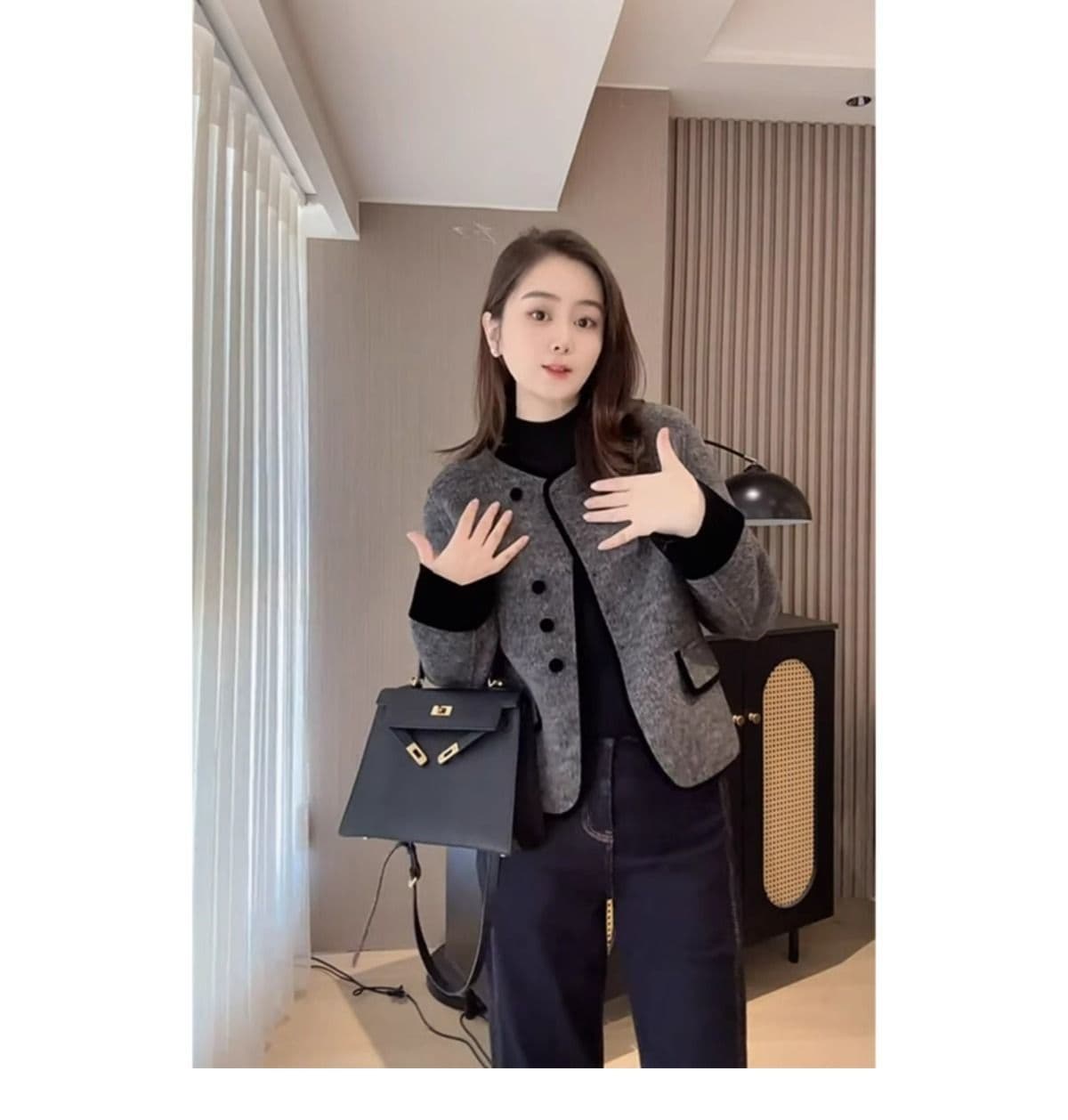 2026 년 가을 겨울 인터넷 유명인 새로운 패션 다용도 캐주얼 외국 가스 미니멀리즘 품격 작은 샤넬 스타일 배색 외부 여성 세트 상세 이미지 2