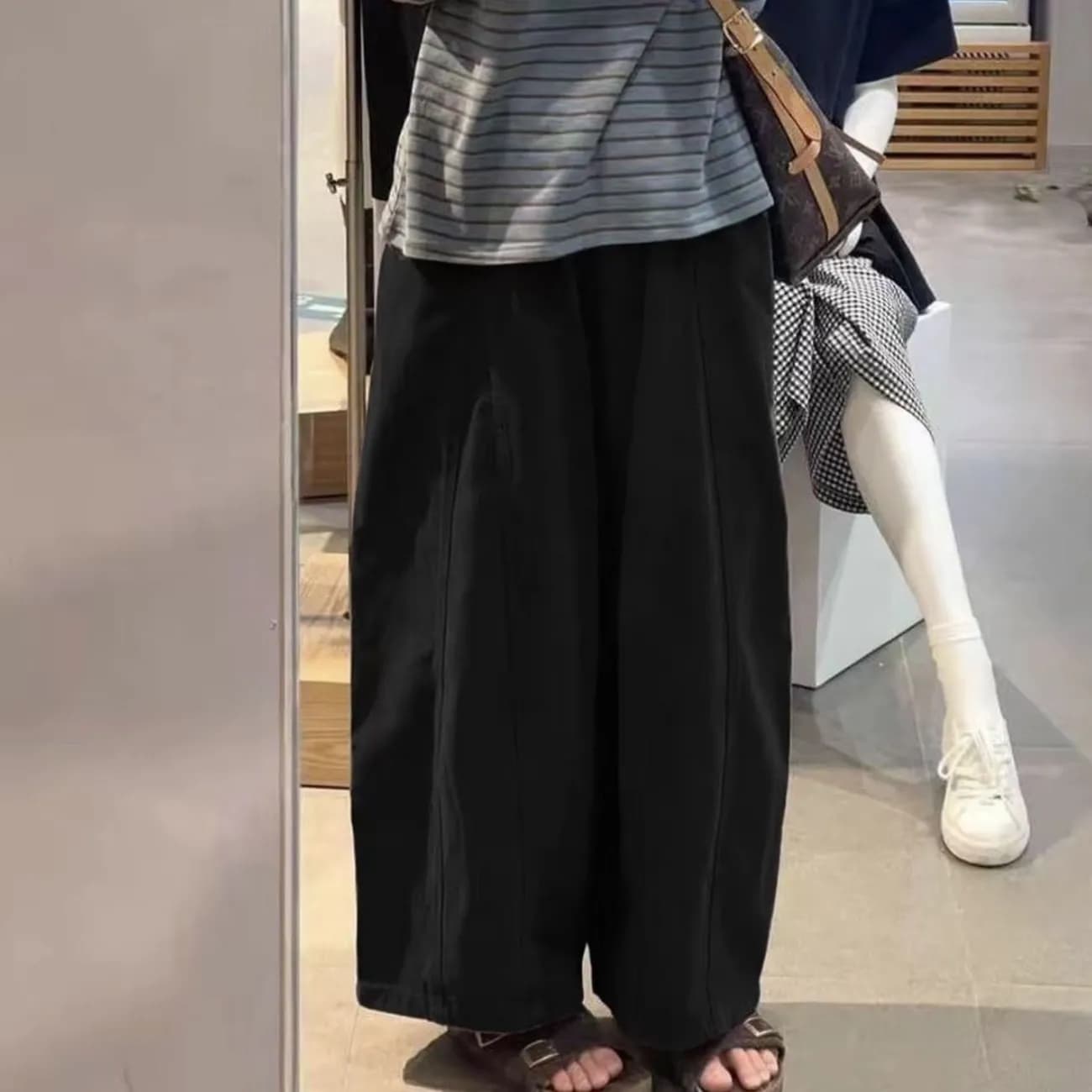 2026 새로운 봄 가을 하이웨이스트 도루 센스 작은 키 흑단 색상 캐주얼 와이드 레깅스 바지 루즈핏 모통이 칼 풍선 바지 이미지 2