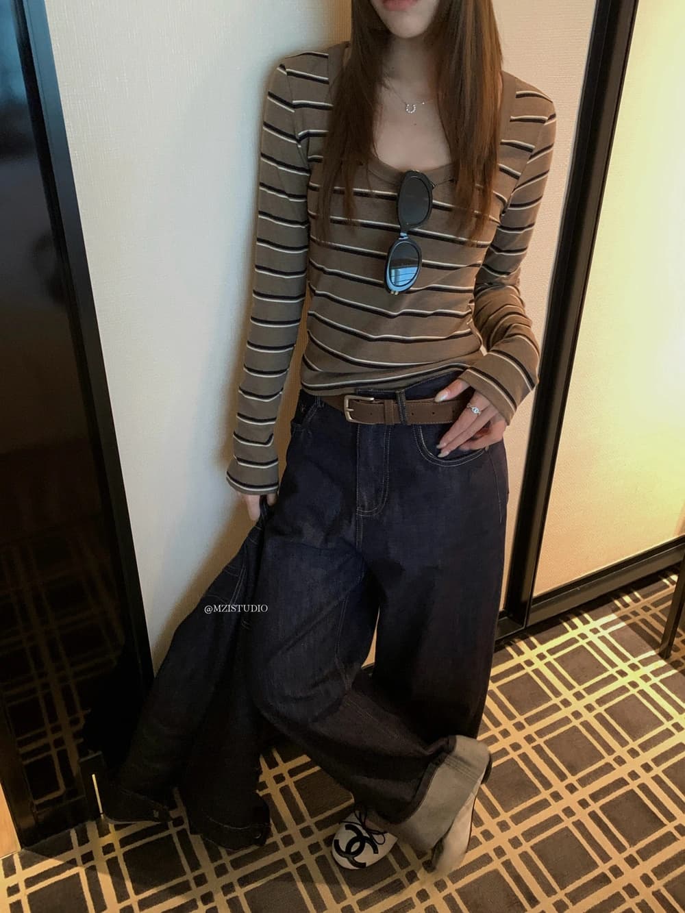 가을 한국 스타일 진한 파란색 뒤집다 측면 클래식 패션 다용도 품격 청바지 상세 이미지 2