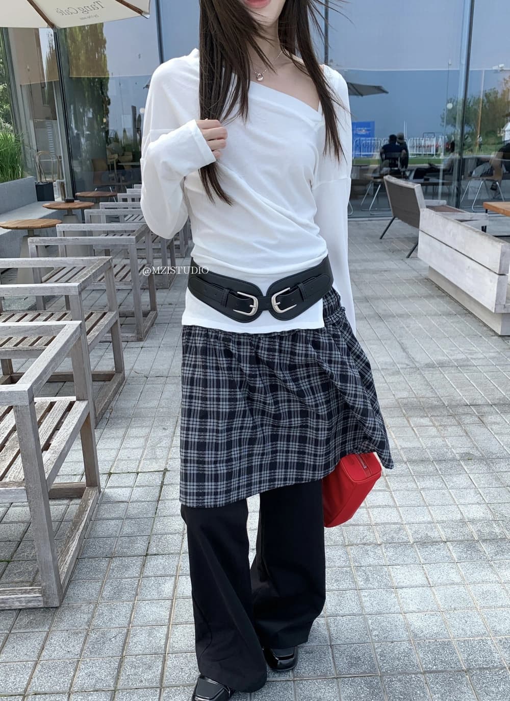 가을 한 부서 비대칭 칼라 트임 디자인 센스 패션 긴팔 티셔츠