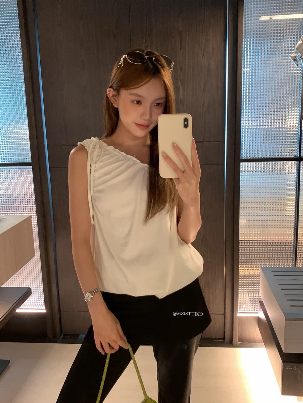여름 한국 스타일 주름 일방적 인 비스듬한 어깨 품격 다용도 조끼 상세 이미지 2