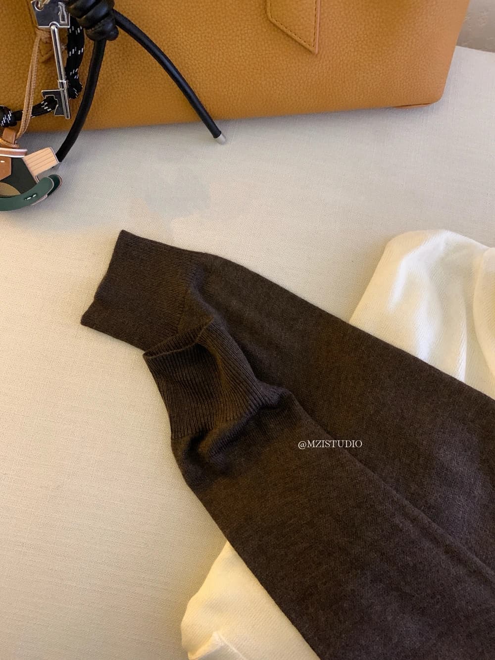 가을 한 부서 부드럽다 후드 펌프 로프 지퍼 주머니 루즈핏 스웨터 상세 이미지 11