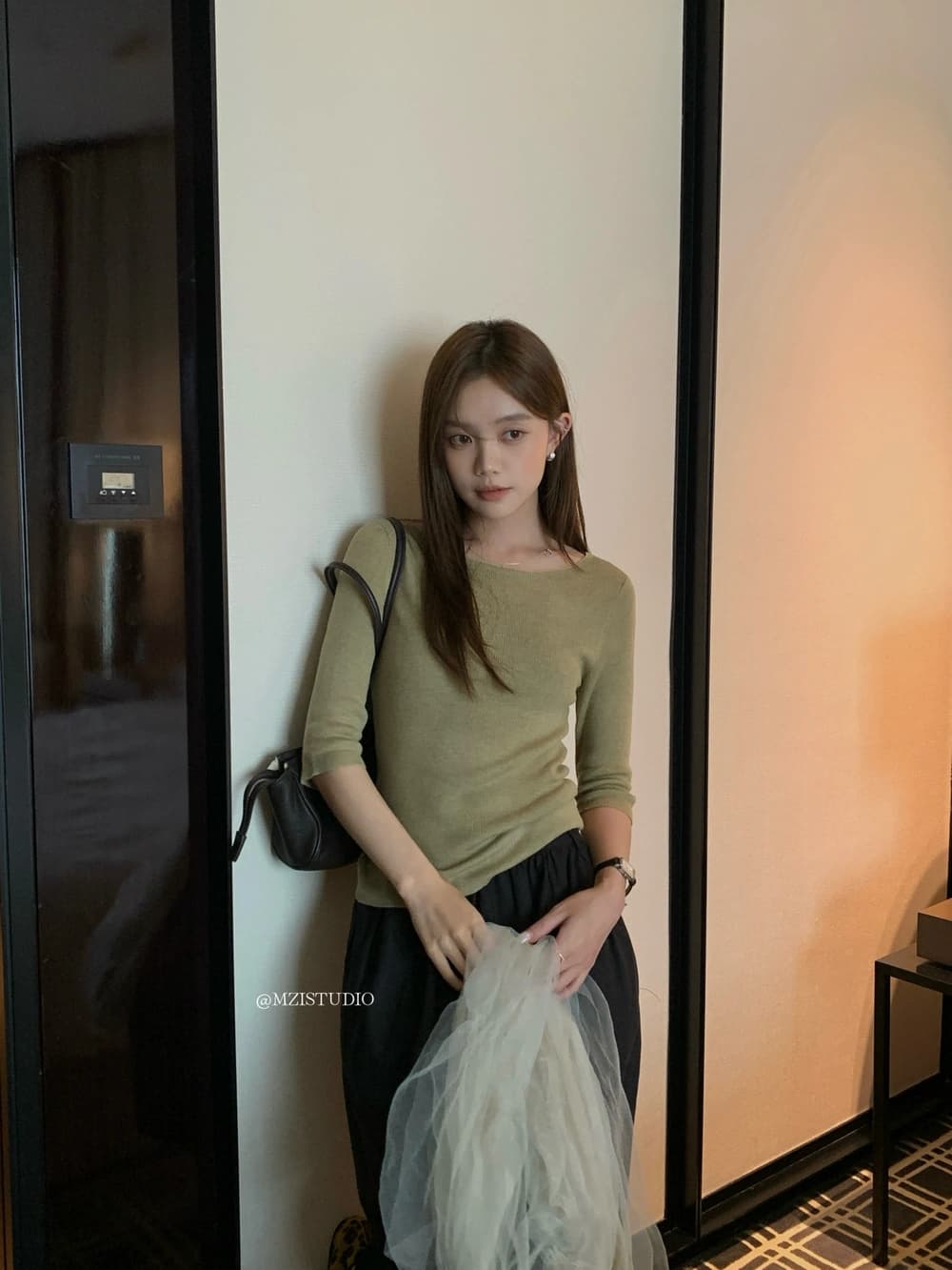 가을 한국 스타일 양모 중간 소매 라운드 넥 닫기 피팅 다용도 니트 스웨터 경기 스카프 이미지 2