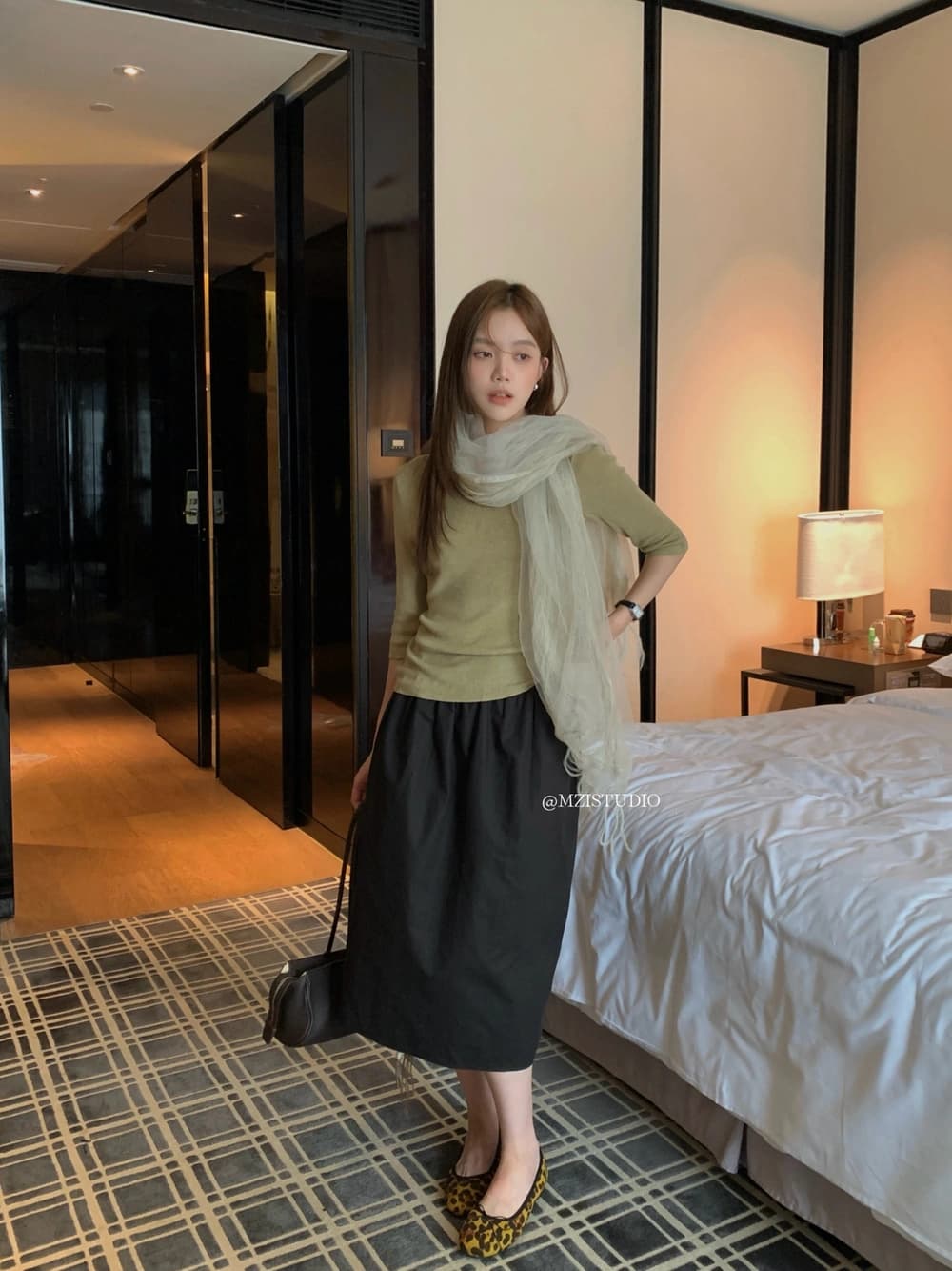 가을 한국 스타일 양모 중간 소매 라운드 넥 닫기 피팅 다용도 니트 스웨터 경기 스카프 상세 이미지 7