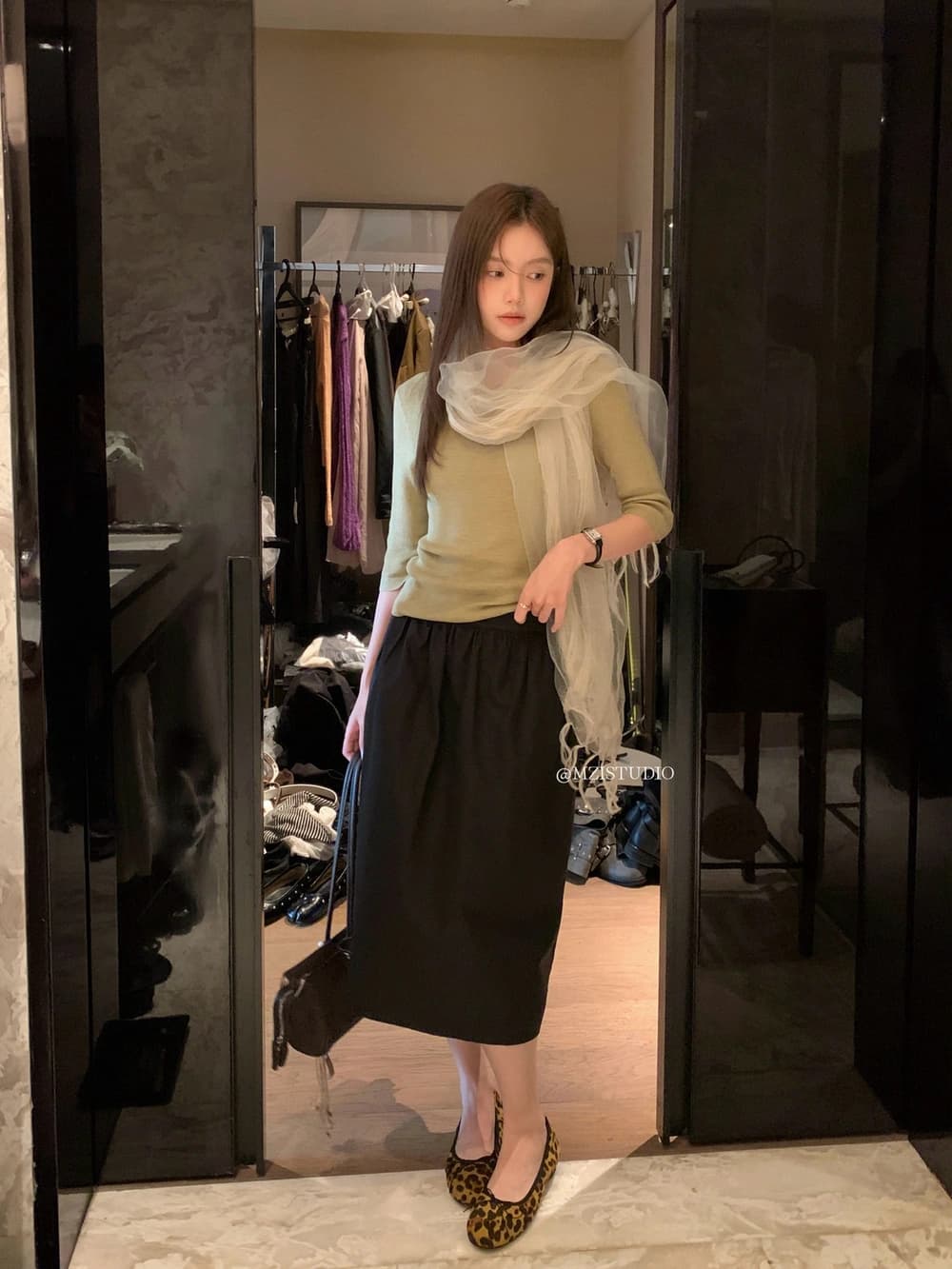 가을 한국 스타일 양모 중간 소매 라운드 넥 닫기 피팅 다용도 니트 스웨터 경기 스카프 상세 이미지 20