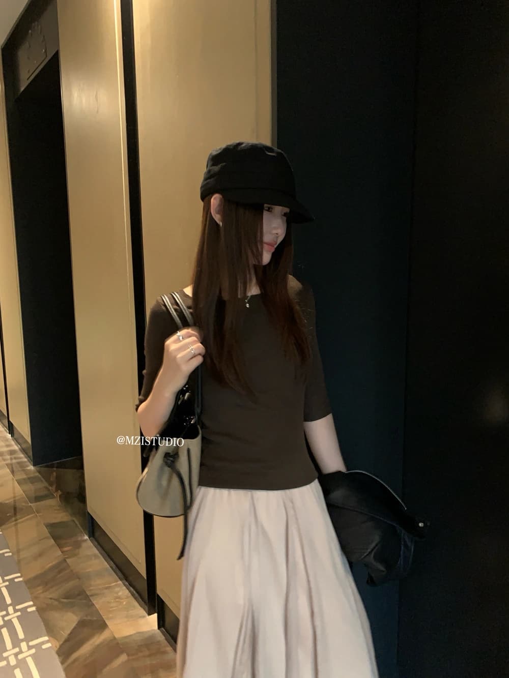 가을 한국 스타일 양모 중간 소매 라운드 넥 닫기 피팅 다용도 니트 스웨터 경기 스카프 상세 이미지 19