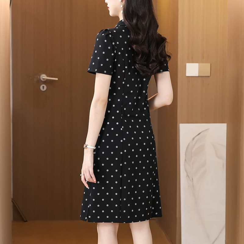 검정색 프린트 품격 어머니 드레스 직장 빅 사이즈 여성 의류 지방 mm 반팔 몸매 가꾸기 슬림해 보이는 여름 새로운 드레스 이미지 5