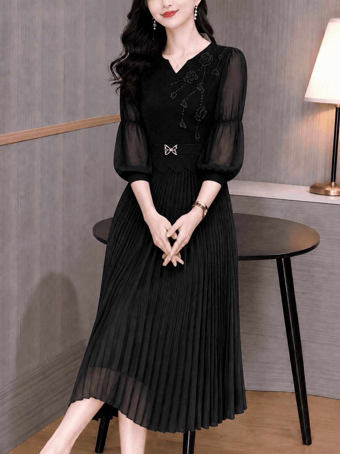 빛 럭셔리 품격 자수 플리츠 롱 스커트 중간 소매 V넥 허리 수축 플리츠 빅 플레어 스커트 표지 배 슬림해 보이는 연회 치마 이미지 3