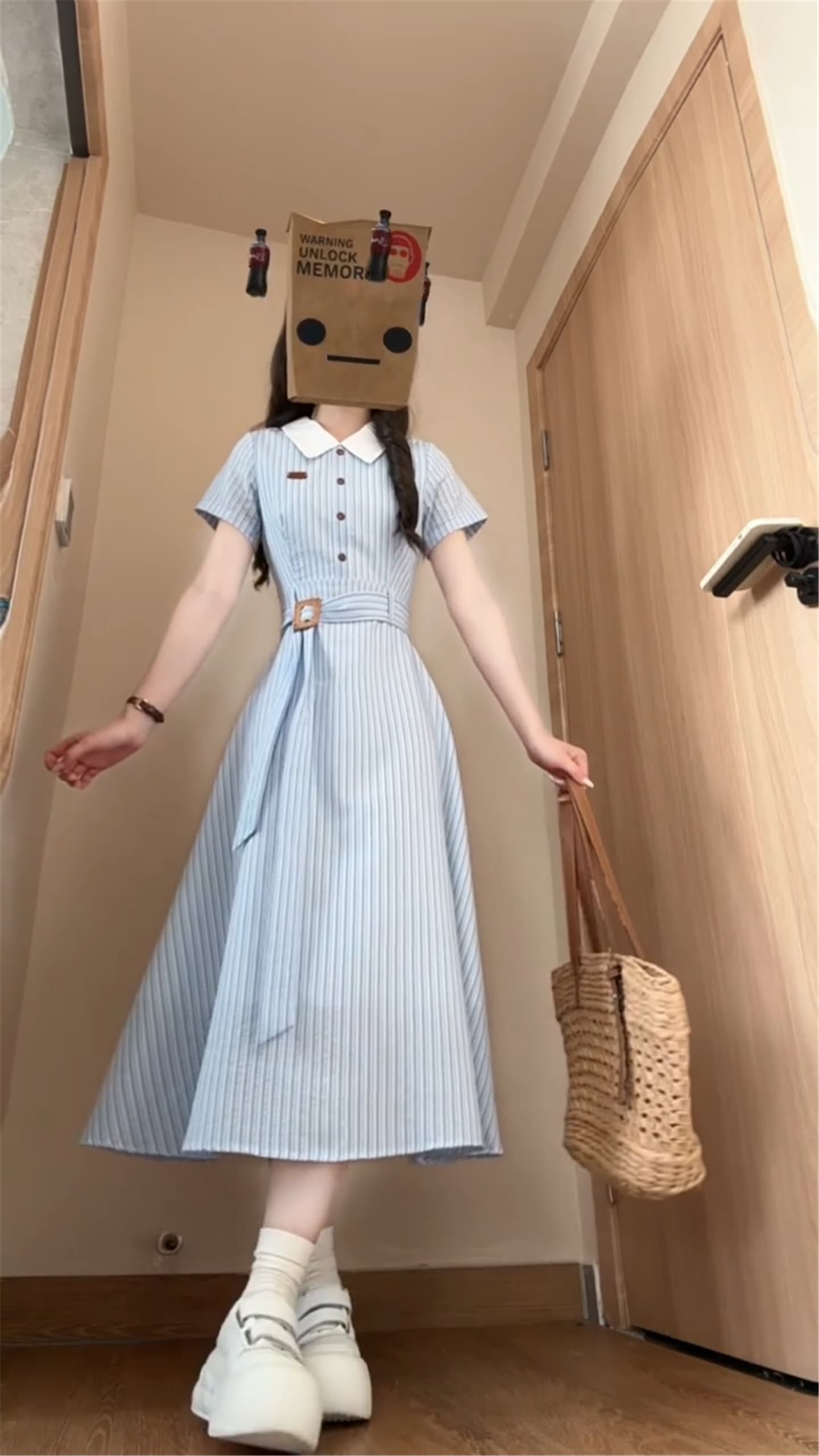 한 부서 폴로 칼라 파란색 체크무늬 여성 드레스 여름 해변가 휴가 치마 고급 센스 스트랩 허리 수축 품격 롱 스커트 상세 이미지 2