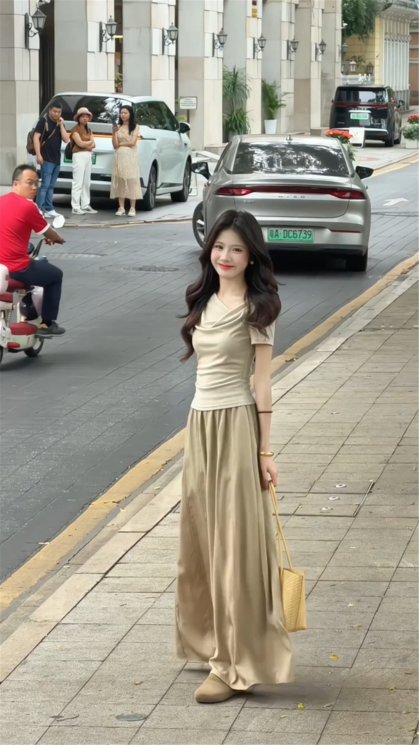 한 부서 그레이트 통해보기 가져 가라. 전체 집합 2026 새로운 비스듬한 어깨 반팔 티셔츠 여성 여름 와이드 레그 팬츠 투피스 슈트 상세 이미지 5
