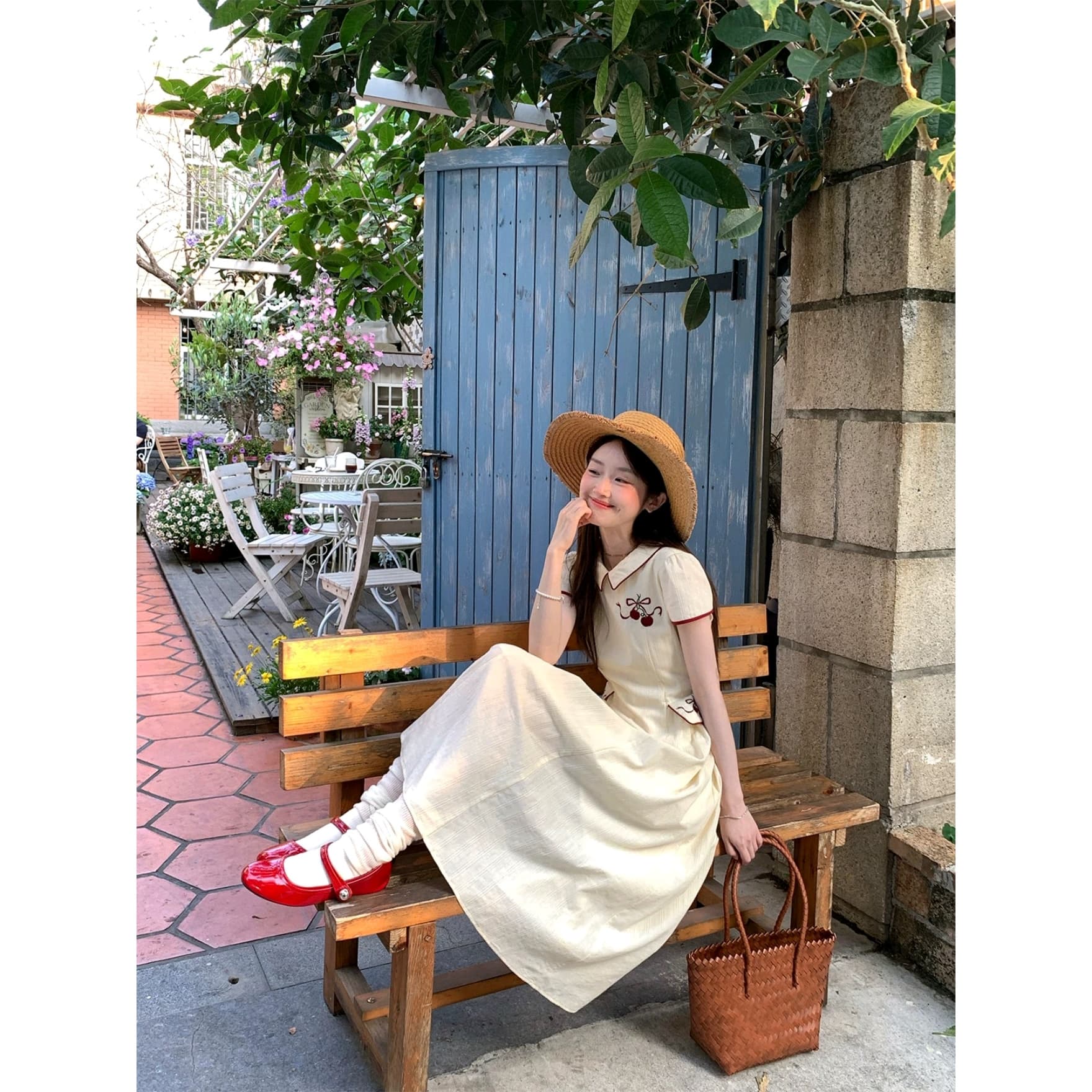 체리 편지 신선함 달콤한 스타일 배색 자수 허리 수축 여성 드레스 거품 소매 롱 스커트 이미지 5