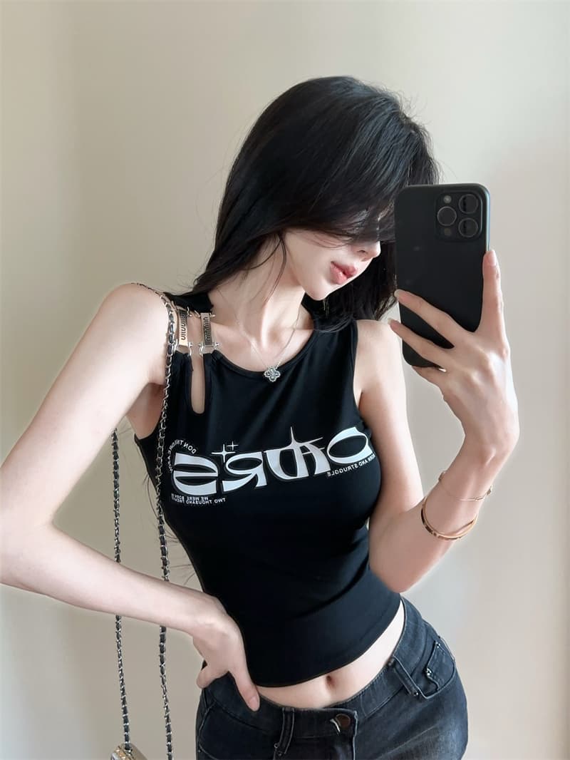 실사 아메리칸 레트로 검정색 알파벳 프린트 핫걸 금속 Chic 홀로우 아웃 민소매 조끼 상세 이미지 2