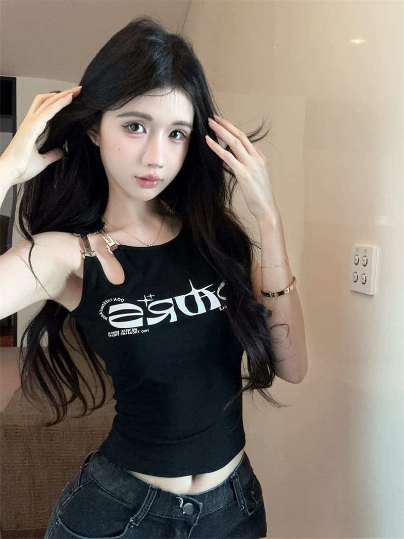 실사 아메리칸 레트로 검정색 알파벳 프린트 핫걸 금속 Chic 홀로우 아웃 민소매 조끼 상세 이미지 12