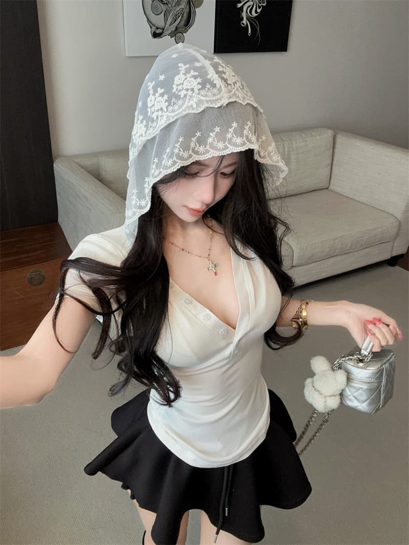 실사 디자인 센스 패치워크 레이스 후드 V넥 반팔 티셔츠 상세 이미지 1