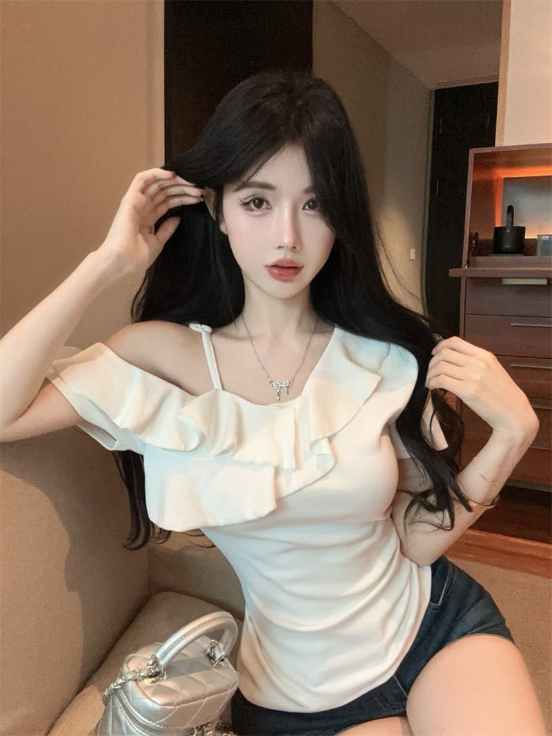 실사 비스듬한 어깨 오프숄더 슬립 프릴 반팔 슬림해 보이는 티셔츠 맨위 상세 이미지 9