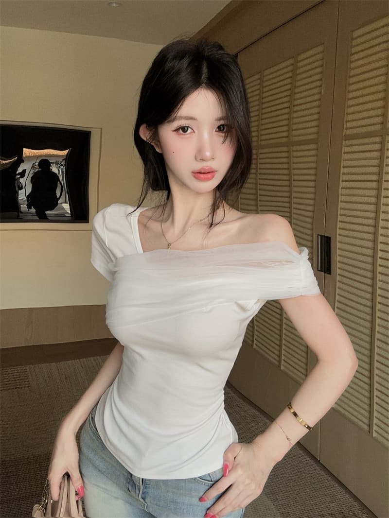 실사 한 부서 망사 패치워크 디자인 센스 비스듬한 어깨 주름 오프숄더 반팔 맨위 이미지 2