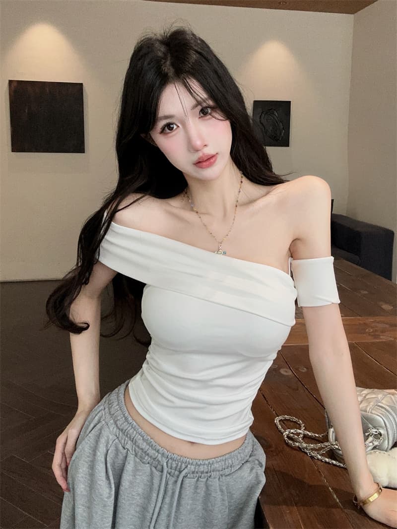 실사 순수한 욕망 섹시함 오프숄더 반팔 품격 몸매 가꾸기 슬림해 보이는 오프숄더 티셔츠 켜기 벨트 가슴 패드 상세 이미지 6