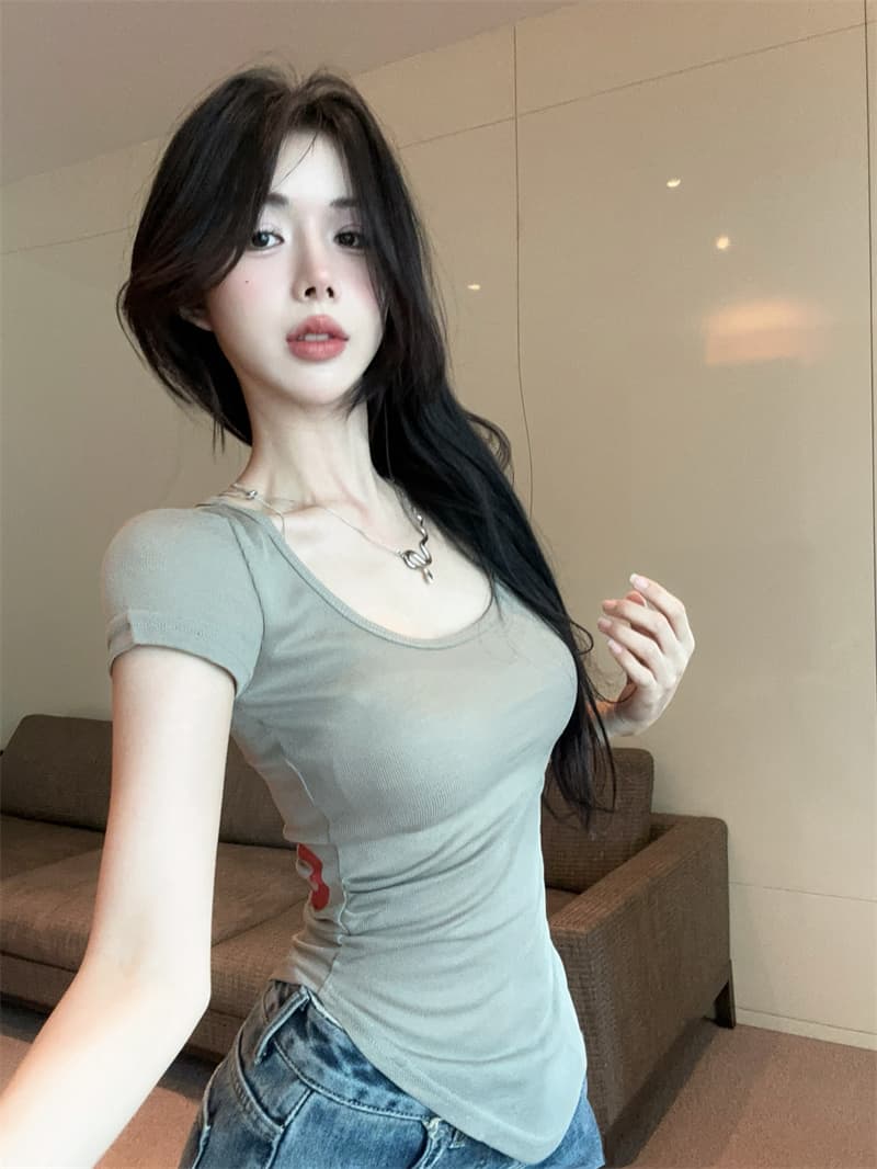 실사 프린트 반팔 u 칼라 핫걸 타이트 반팔 맨위 티셔츠 정가 상세 이미지 11