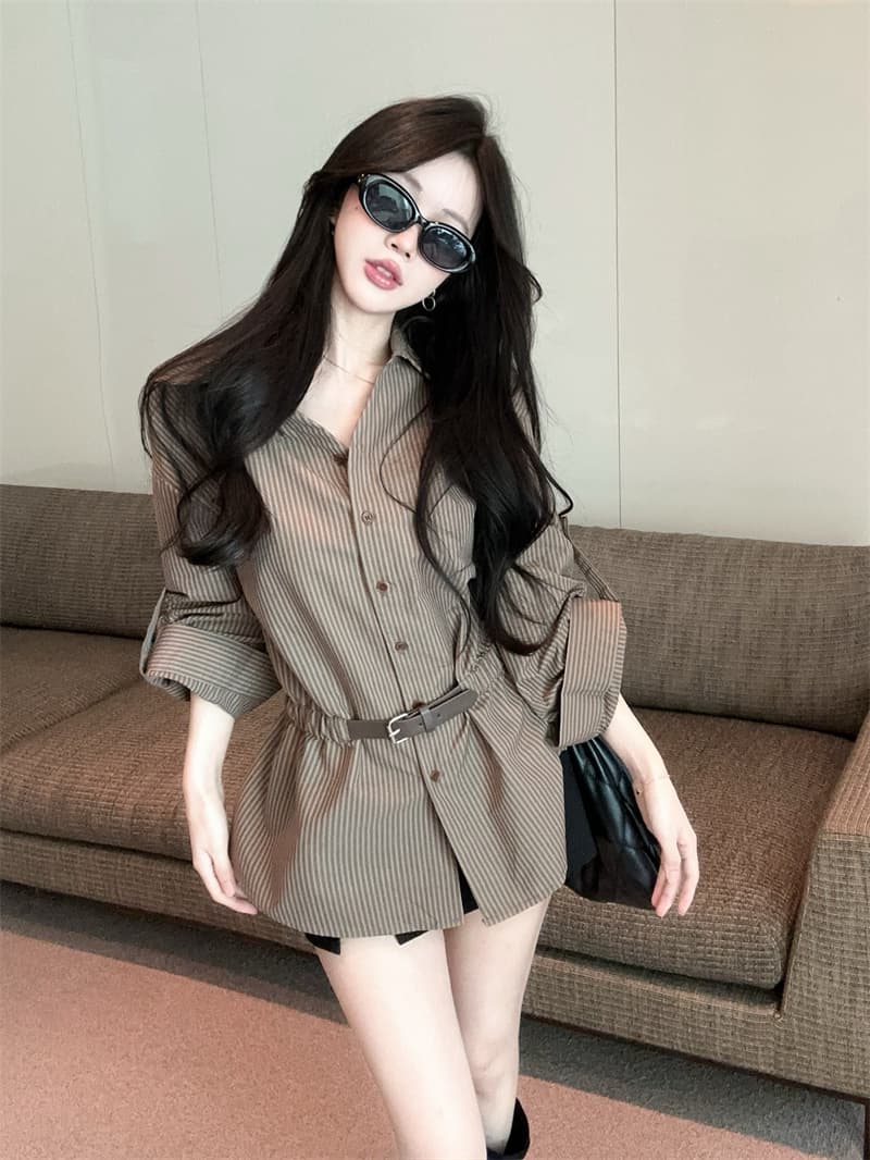 실사 레트로 POLO 칼라 루즈핏 느긋한 스트라이프 허리 수축 품격 셔츠 상세 이미지 6