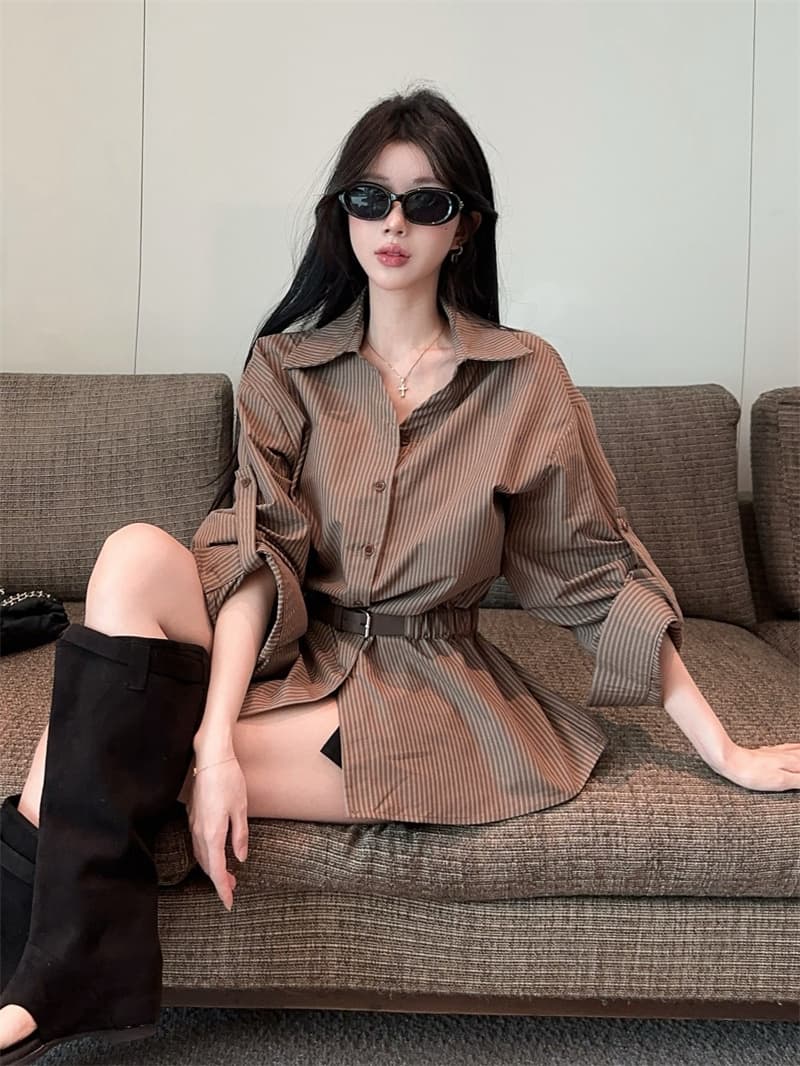 실사 레트로 POLO 칼라 루즈핏 느긋한 스트라이프 허리 수축 품격 셔츠 상세 이미지 9