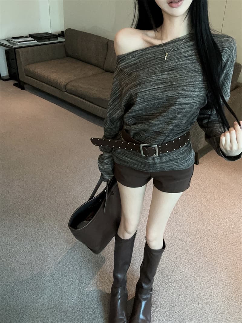 실사 레트로 루즈핏 한국 스타일 패션 배색 비스듬한 어깨 긴팔 티셔츠 벨트 벨트 이미지 2