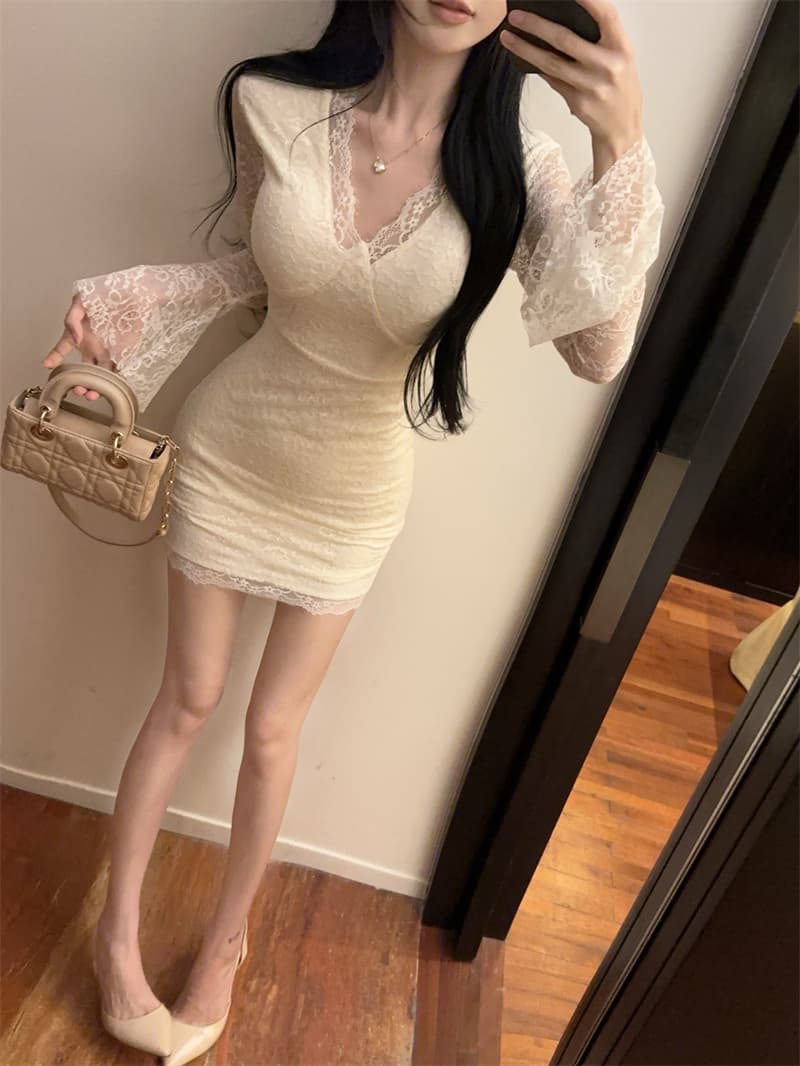 실사 부드러운 V넥 레이스 로얄 자매 섹시함 긴팔 타이트 스커트 드레스 상세 이미지 8