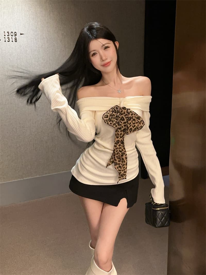 실사 디자인 센스 오프숄더 레오파드 무늬 행침 목 섹시함 품격 리본 슬림해 보이는 긴팔 기본 셔츠 티셔츠 맨위 상세 이미지 8