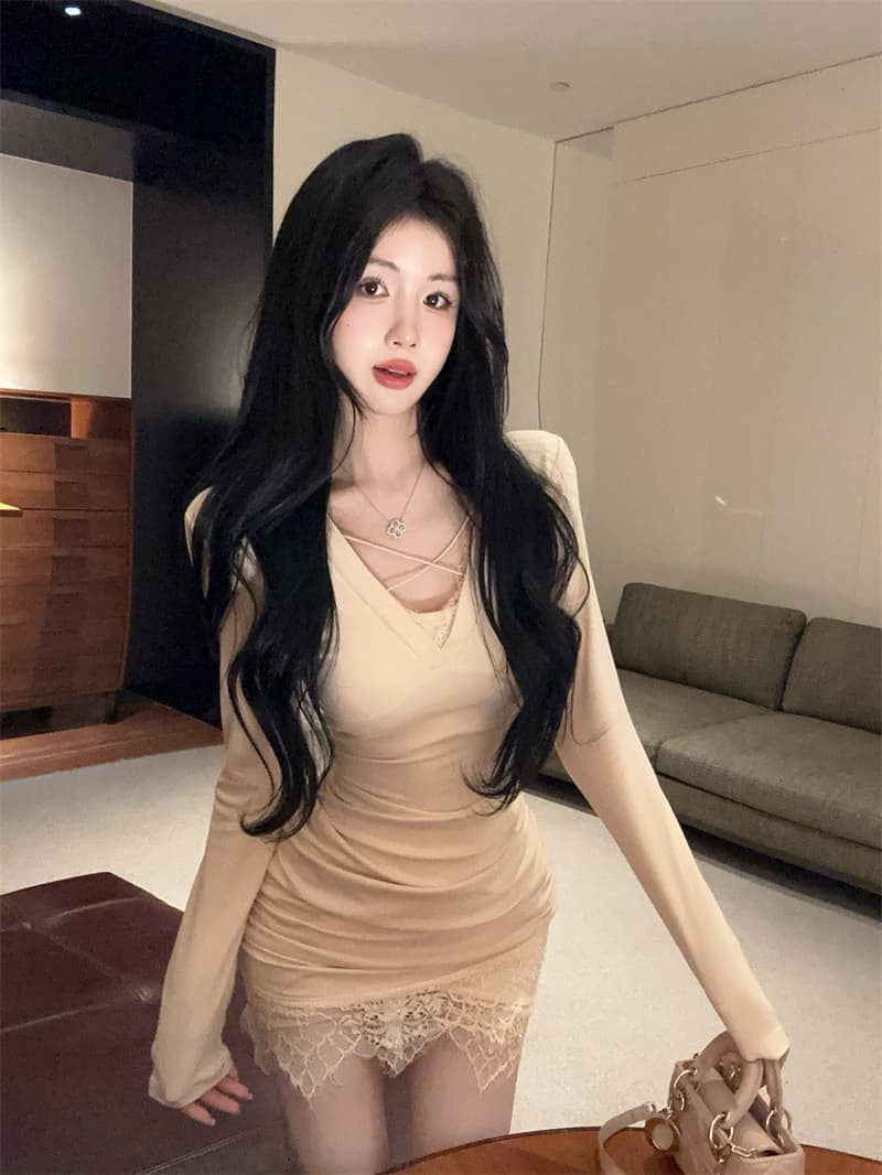 실사 순수한 욕망 디스플레이 가슴 대 스트랩 십자가 V넥 몸매 가꾸기 슬림해 보이는 패치워크 레이스 타이트 스커트 드레스 상세 이미지 11
