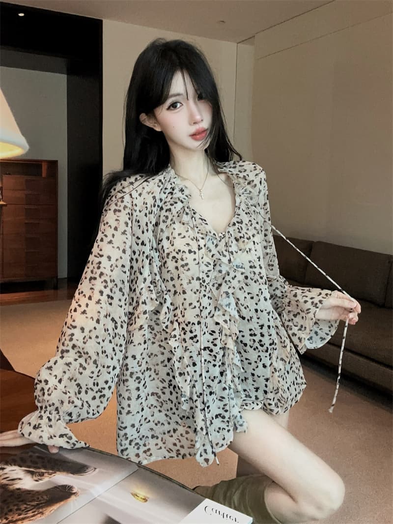 실사 목이버섯 프릴 레이스업 레오파드 무늬 루즈핏 마이크로 ~을 통해 긴팔 쉬폰 셔츠 상세 이미지 2