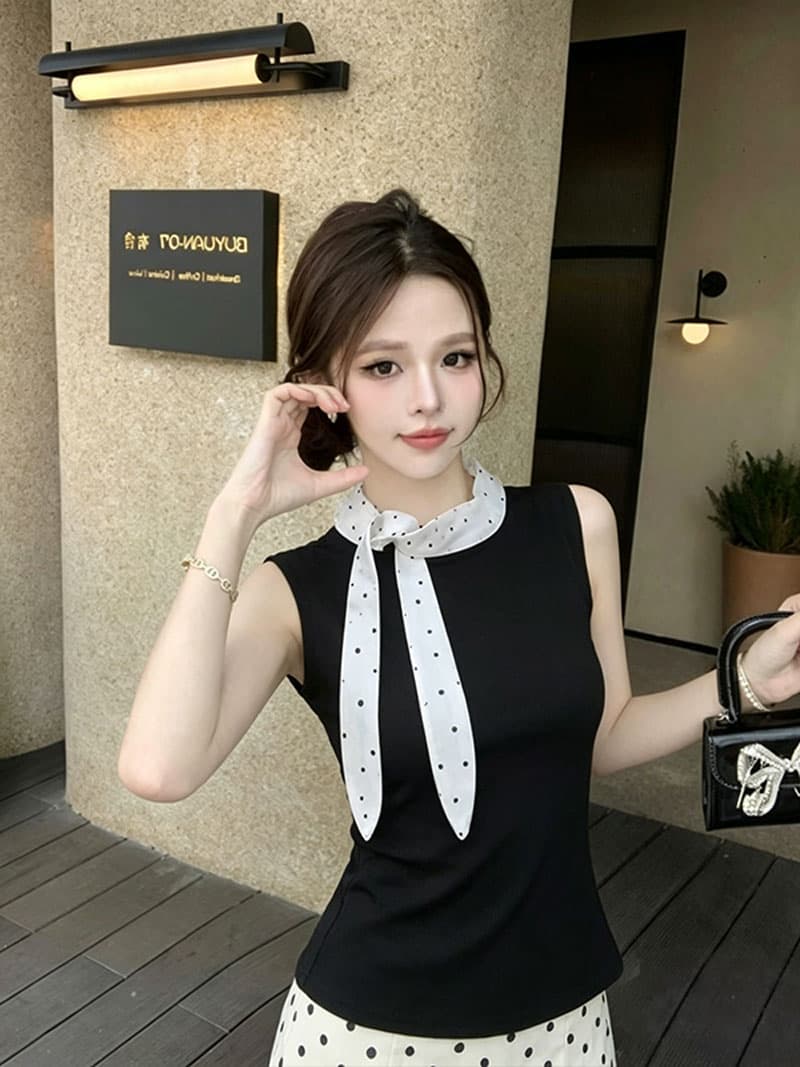 실사 자이언트 잘 생긴 검정색 민소매 맨위 코치 miu 인사이드 착용 가져 가라. 도트 무늬 반신 치마 세트 조끼 여성 여름 상세 이미지 6
