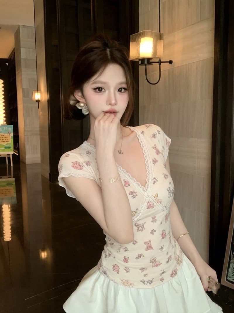 실사 순수한 욕망 레이스 측면 v 강아지 프린트 반팔 티셔츠 여성 몸매 가꾸기 슬림해 보이는 맨위 상세 이미지 5