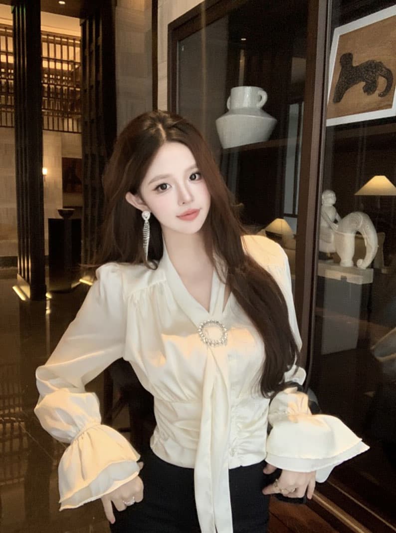 실사 정가 디자인 센스 봄 품격 새틴 리본 허리 수축 나팔 소매 셔츠 상세 이미지 1