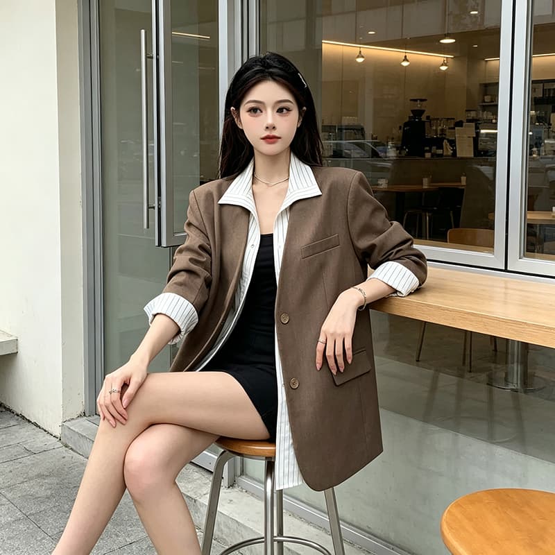 실사 정가 이른 가을 긴팔 스트라이프 패치워크 페이크 레이어드 정장 여성 코트 작은 대중 디자인 센스 어깨 패드 정장 상세 이미지 8