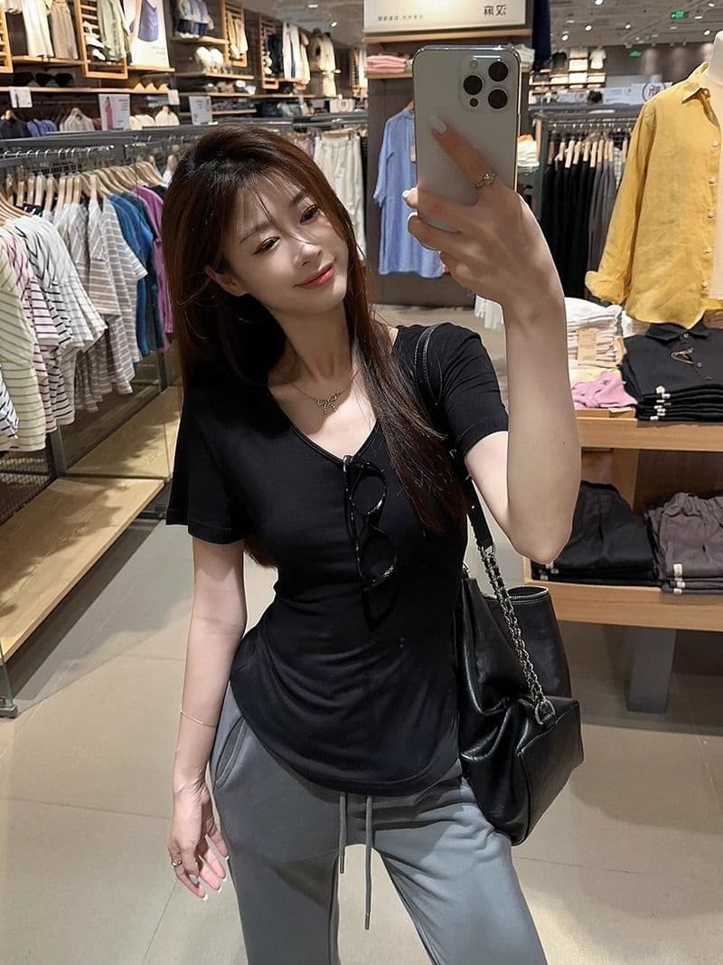 순수한 욕망 바람 몸매 가꾸기 긍정적 인 어깨 V넥 반팔 티셔츠 여성 여름 새로운 불규칙 허리 수축 슬림해 보이는 회색 다용도 맨위 상세 이미지 3
