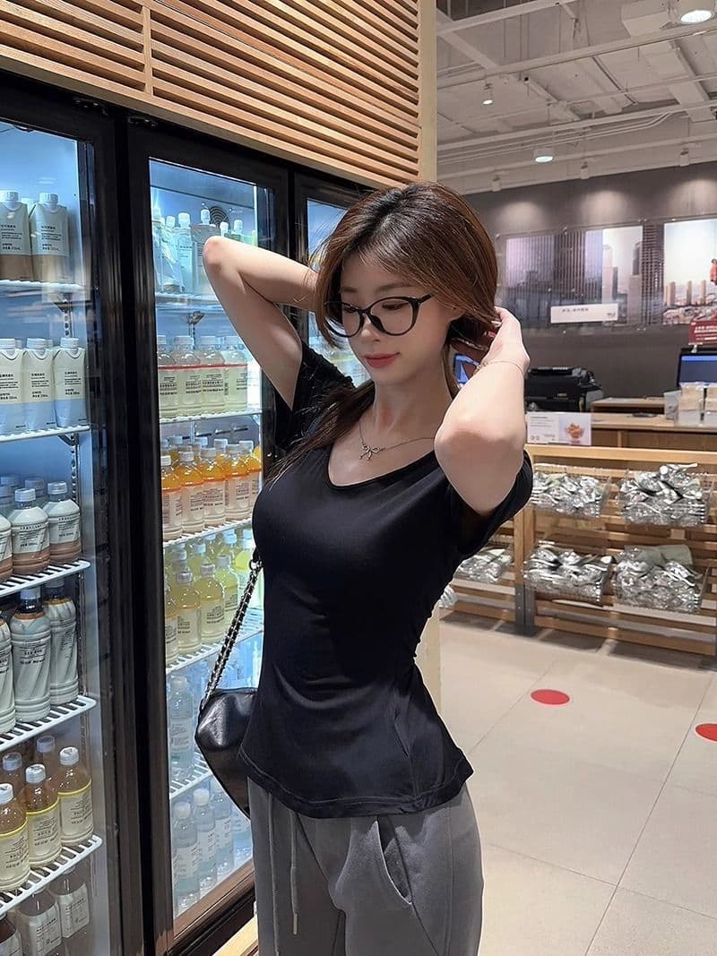 순수한 욕망 바람 몸매 가꾸기 긍정적 인 어깨 V넥 반팔 티셔츠 여성 여름 새로운 불규칙 허리 수축 슬림해 보이는 회색 다용도 맨위 상세 이미지 6