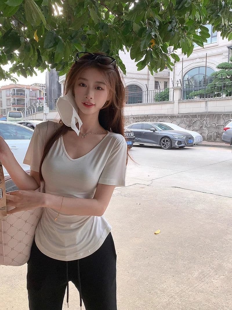 순수한 욕망 바람 몸매 가꾸기 긍정적 인 어깨 V넥 반팔 티셔츠 여성 여름 새로운 불규칙 허리 수축 슬림해 보이는 회색 다용도 맨위 상세 이미지 15