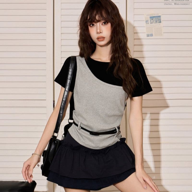 아메리칸 회색 긍정적 인 어깨 배색 페이크 레이어드 반팔 티셔츠 여성 여름 몸매 가꾸기 꼬집기 허리 쇼트 스타일 맨위 2026 새로운