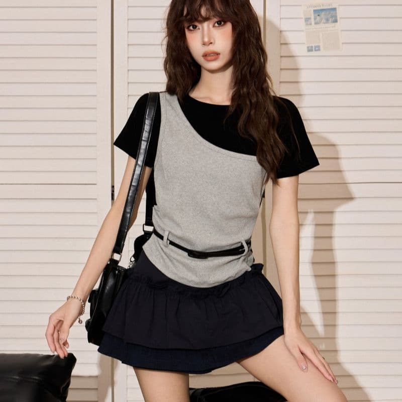 아메리칸 회색 긍정적 인 어깨 배색 페이크 레이어드 반팔 티셔츠 여성 여름 몸매 가꾸기 꼬집기 허리 쇼트 스타일 맨위 2026 새로운 이미지 3