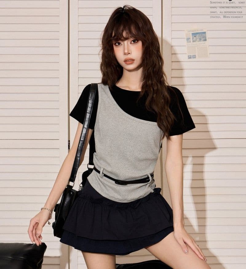 아메리칸 회색 긍정적 인 어깨 배색 페이크 레이어드 반팔 티셔츠 여성 여름 몸매 가꾸기 꼬집기 허리 쇼트 스타일 맨위 2026 새로운 상세 이미지 1