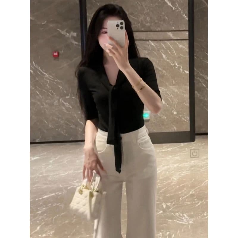 프랑스식 V넥 화이트 칼라 바람 리본 검정색 반팔 얼음 실크 니트 스웨터 여성 몸매 가꾸기 슬림해 보이는 디자인 센스 맨위 티셔츠 여름 이미지 4