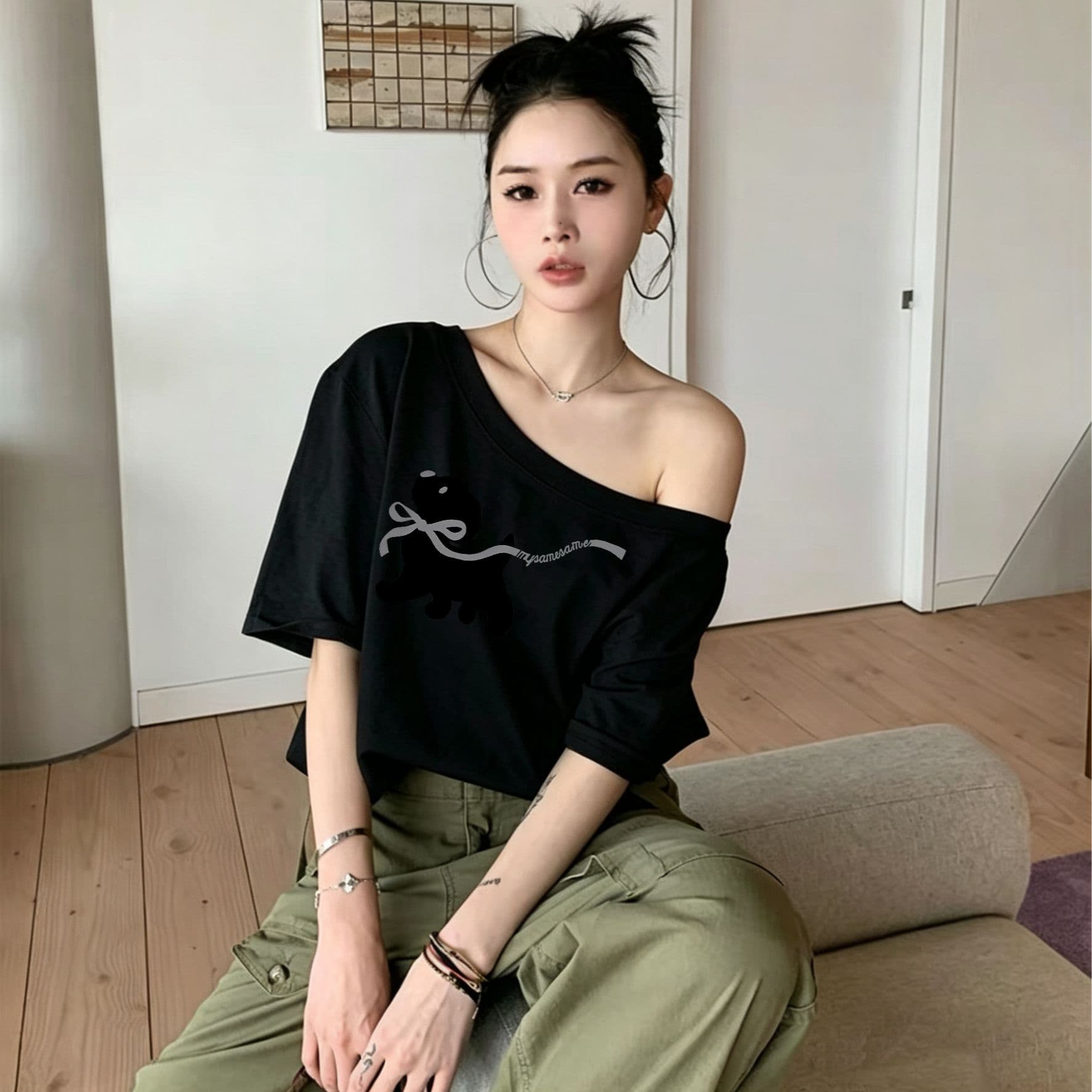 92 면 8 암모니아 Lun 220 그램 3 순수한 욕망 오프숄더 반팔 티셔츠 슬림해 보이는 핫걸 디자인 센스 맨위 이미지 5