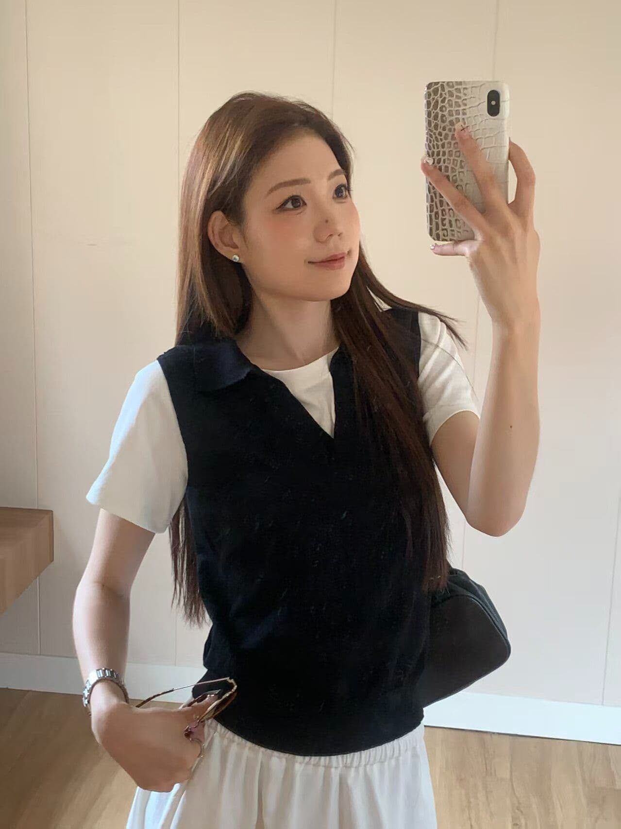 한 부서 느긋한 배색 패치워크 폴로 칼라 페이크 레이어드 니트 스웨터 여름 몸매 가꾸기 슬림해 보이는 패션 다용도 쇼트 스타일 맨위 상세 이미지 2