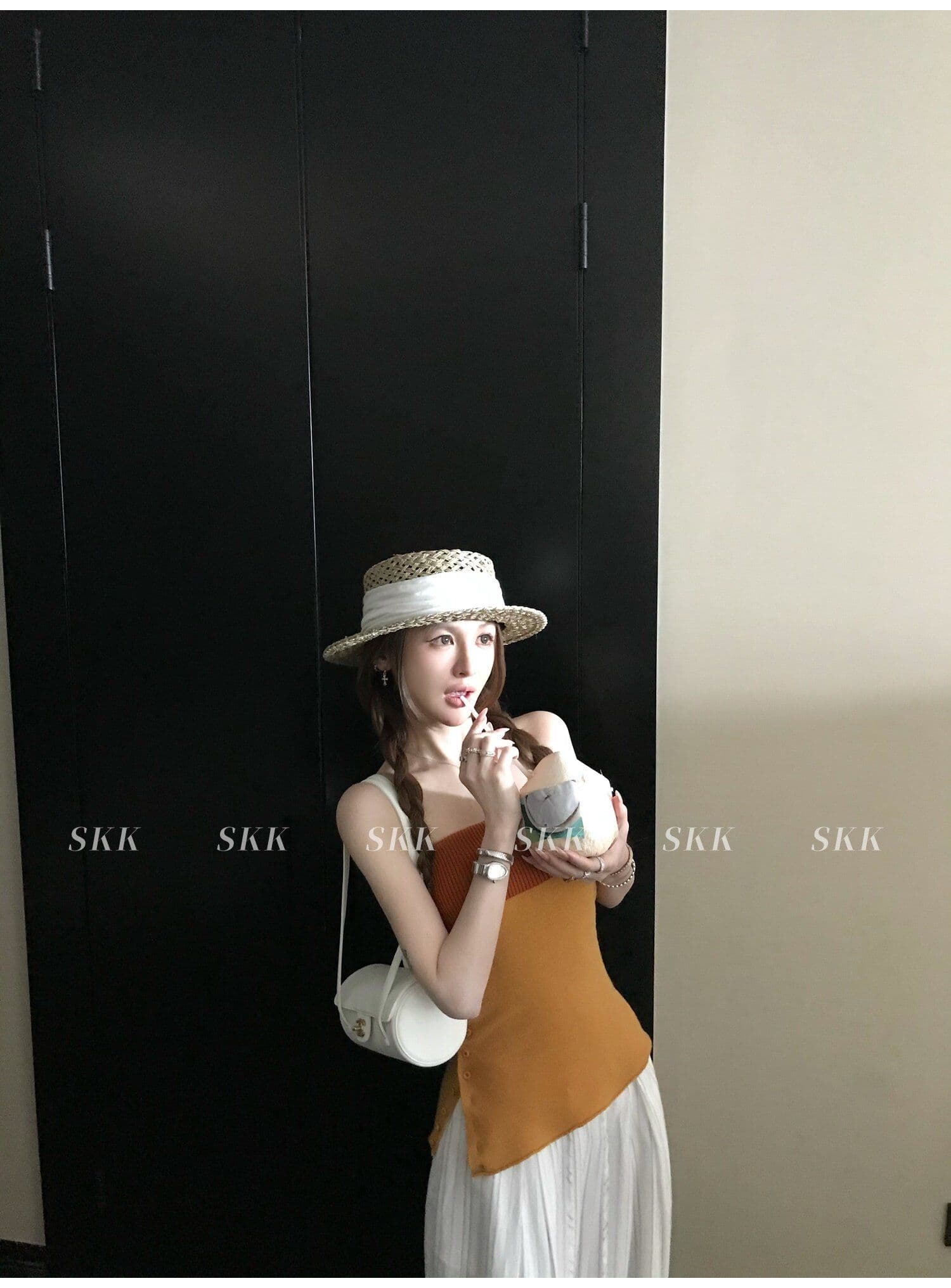 한 부서 배색 패치워크 포장 브로치 짠 셔츠 조끼 2026 여름 몸매 가꾸기 슬림해 보이는 핫걸 패션 다용도 맨위 여성 상세 이미지 5