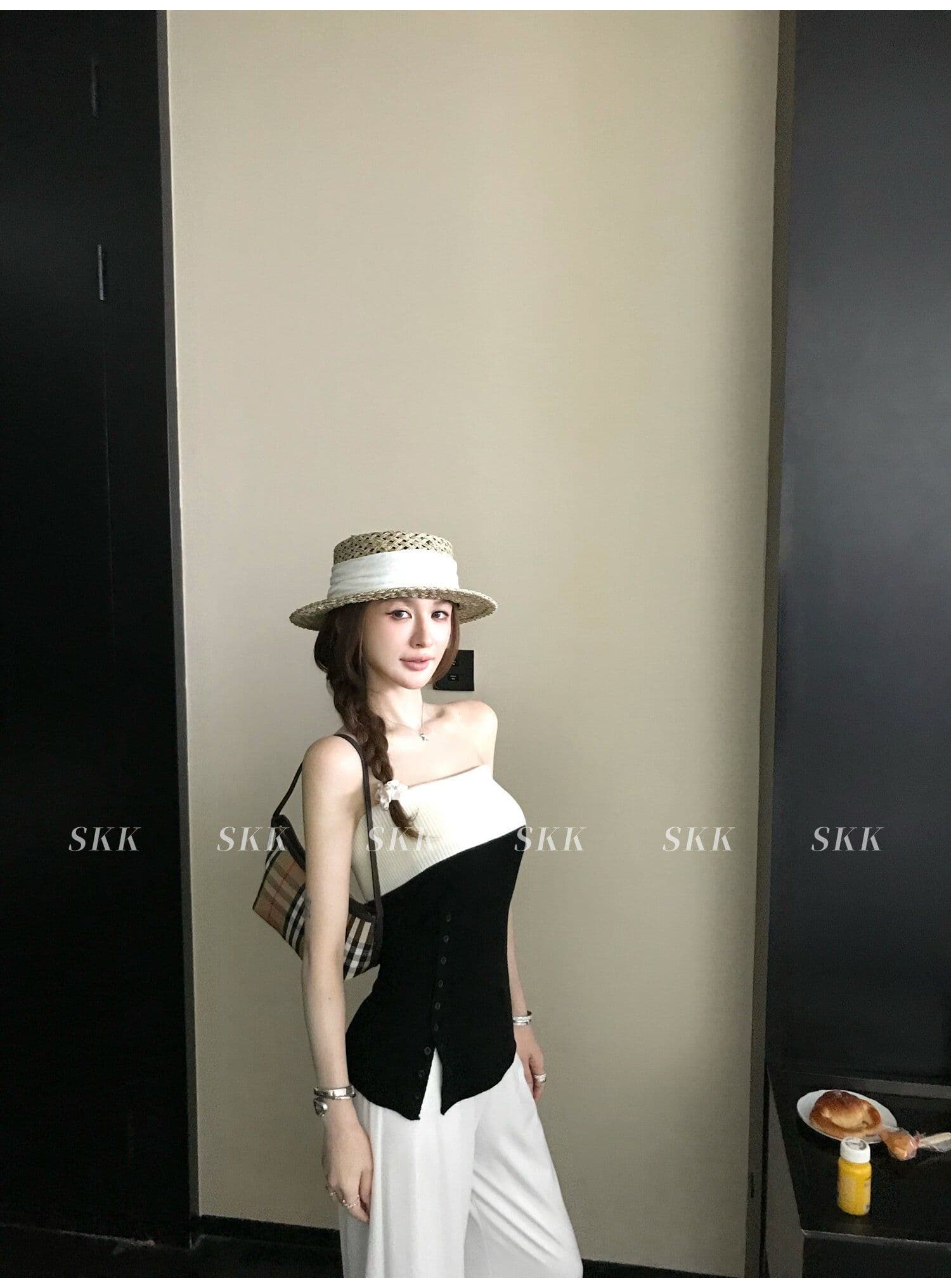 한 부서 배색 패치워크 포장 브로치 짠 셔츠 조끼 2026 여름 몸매 가꾸기 슬림해 보이는 핫걸 패션 다용도 맨위 여성 상세 이미지 6