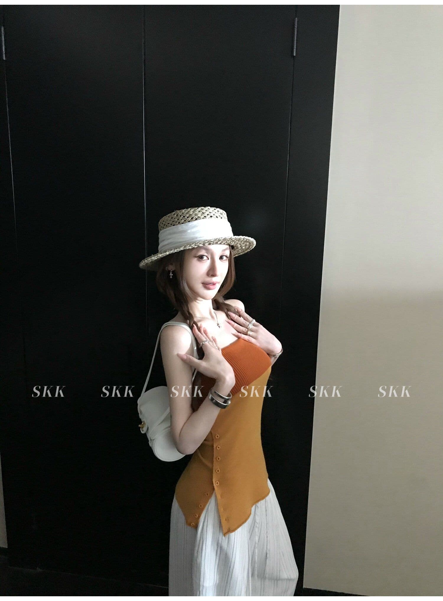 한 부서 배색 패치워크 포장 브로치 짠 셔츠 조끼 2026 여름 몸매 가꾸기 슬림해 보이는 핫걸 패션 다용도 맨위 여성 상세 이미지 15