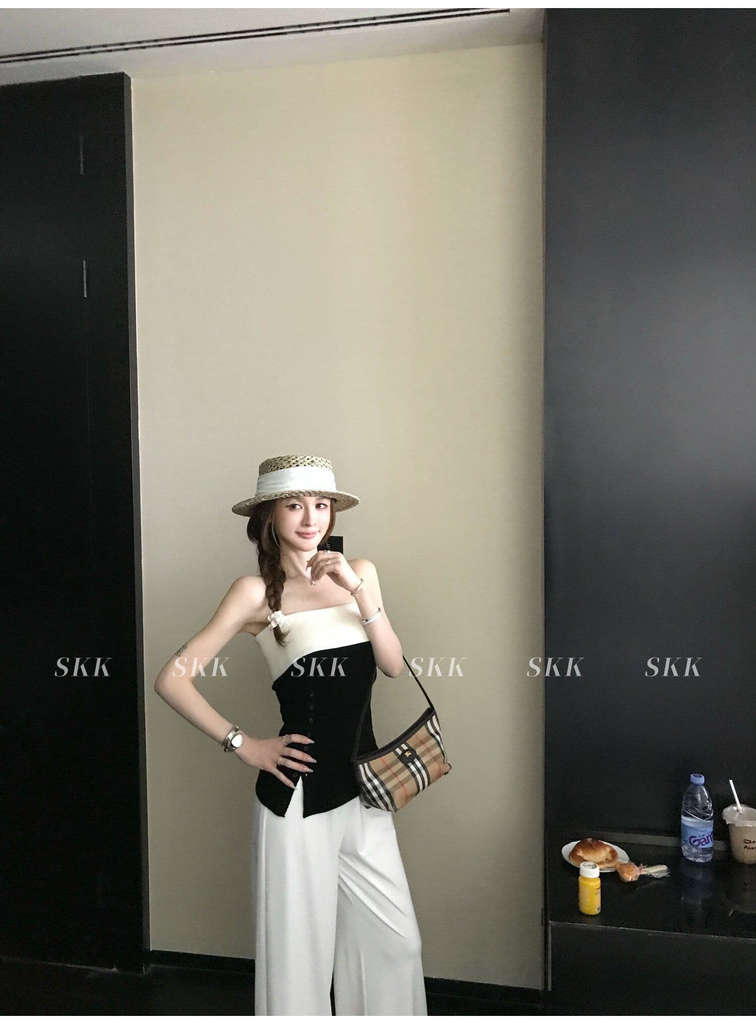 한 부서 배색 패치워크 포장 브로치 짠 셔츠 조끼 2026 여름 몸매 가꾸기 슬림해 보이는 핫걸 패션 다용도 맨위 여성 상세 이미지 32