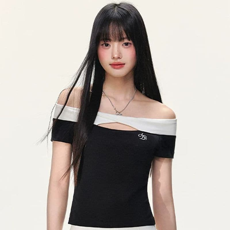 한 부서 비틀림 홀로우 아웃 보트넥 반팔 여성 여름 착용 가져 가라. 핫걸 바람 오프숄더 티셔츠 몸매 가꾸기 슬림해 보이는 맨위 트렌디 이미지 2