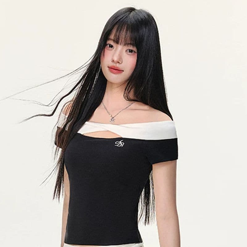 한 부서 비틀림 홀로우 아웃 보트넥 반팔 여성 여름 착용 가져 가라. 핫걸 바람 오프숄더 티셔츠 몸매 가꾸기 슬림해 보이는 맨위 트렌디 이미지 3