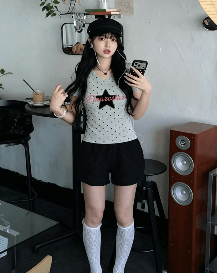 여름 새로운 한 부서 V넥 도트 무늬 패션 긍정적 인 어깨 프린트 섹션 반팔 티셔츠 상세 이미지 5